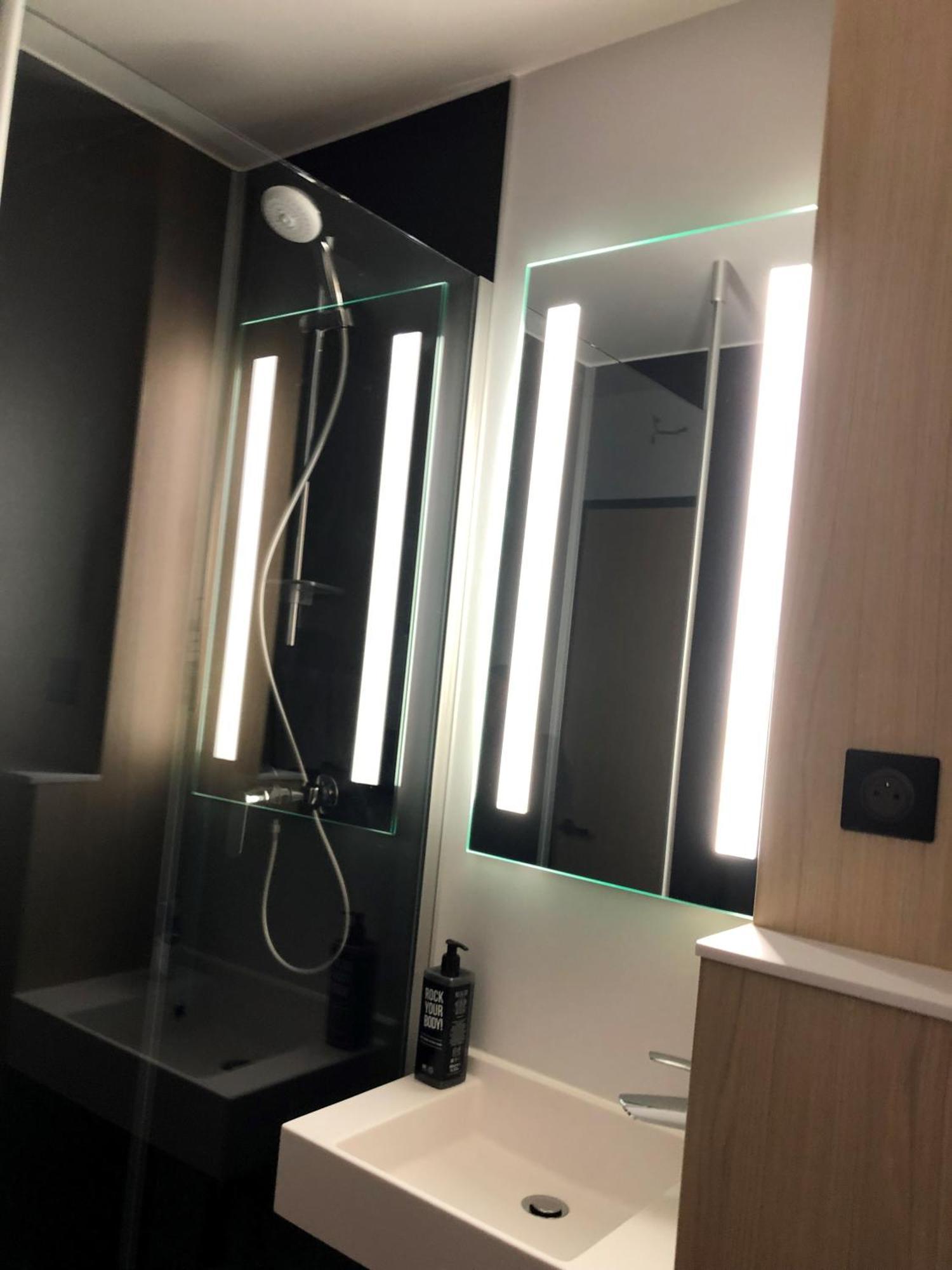 Hotel Ibis Laon Esterno foto